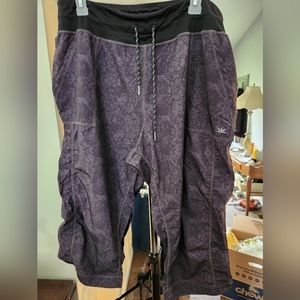 2 pr XL lukka Capri joggers